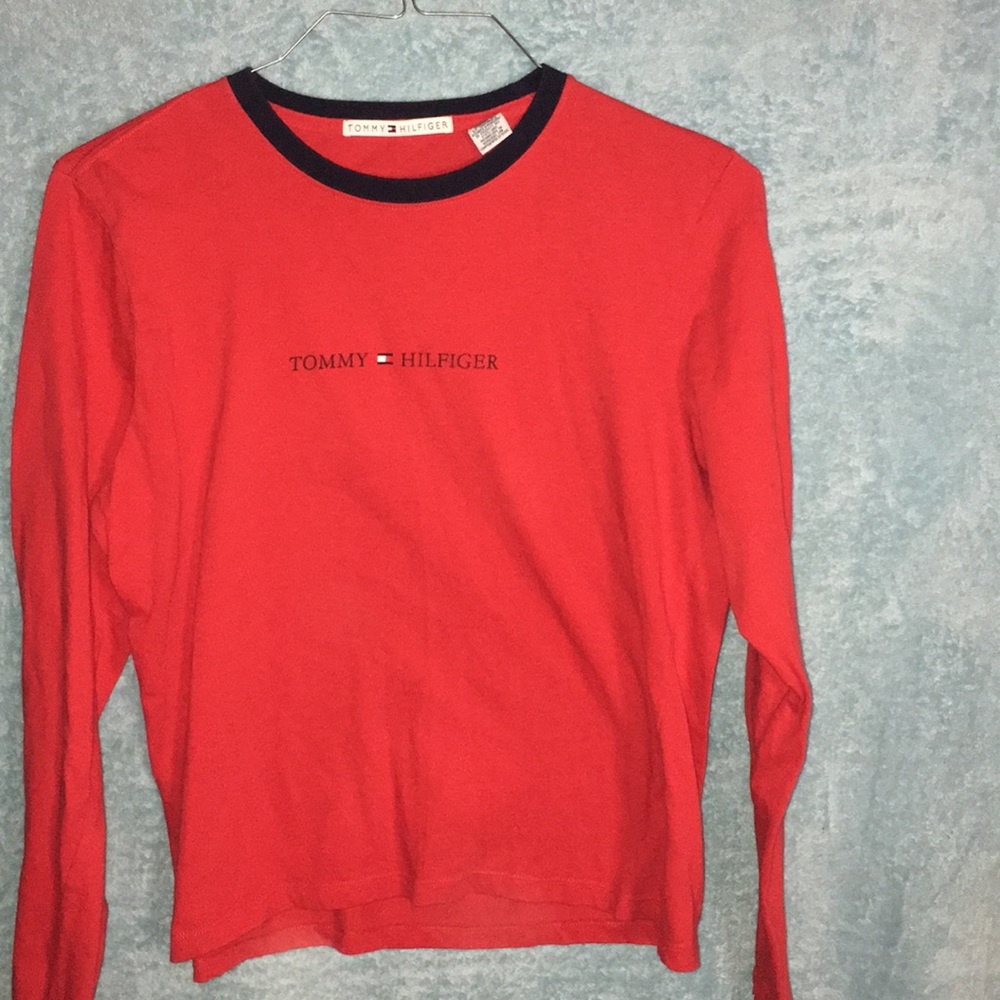 red tommy hilfiger shirt L